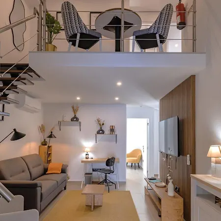 Amazing 3bdr Duplex In By Lovelystay * Lisbon