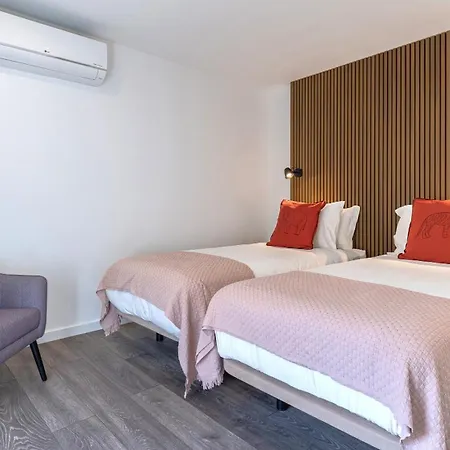 Amazing 3bdr Duplex In By Lovelystay Apartment Lisbon