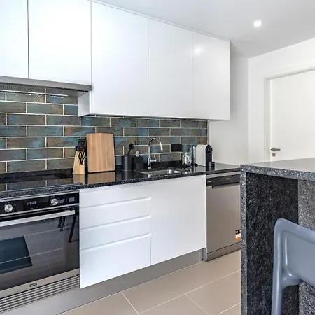 Amazing 3bdr Duplex In By Lovelystay Apartment *