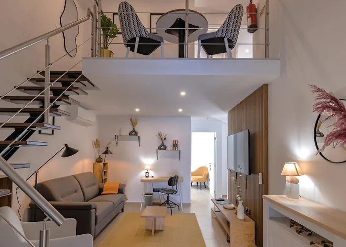 Amazing 3bdr Duplex In By Lovelystay * Lisboa