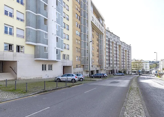 Amazing 3bdr Duplex In By Lovelystay Διαμέρισμα