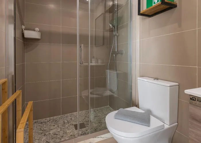 公寓 Amazing 3bdr Duplex In By Lovelystay