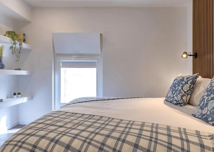 Amazing 3bdr Duplex In By Lovelystay 公寓 Lisboa