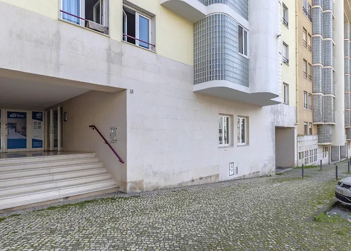 Amazing 3bdr Duplex In By Lovelystay 公寓 Lisboa